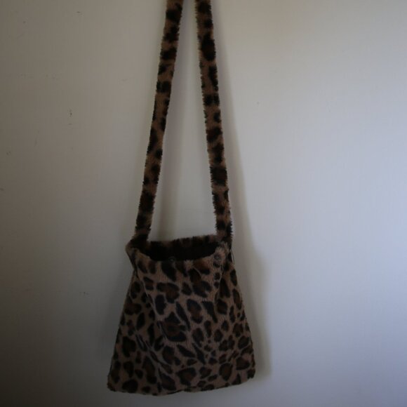 Cheetah Print Bag - Picture 2 of 2